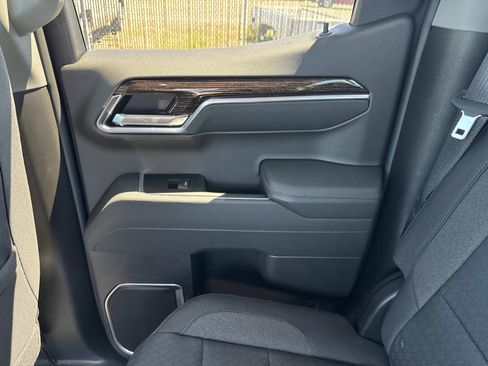 New 2026 GMC Sierra 1500 Elevation image 17