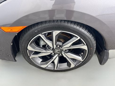Used 2020 Honda Civic Touring image 38