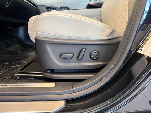 Certified 2024 Nissan Ariya AWD image 18