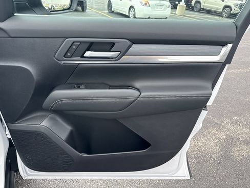New 2027 GMC Terrain Elevation w/ Black Edition AWD/4WD image 34
