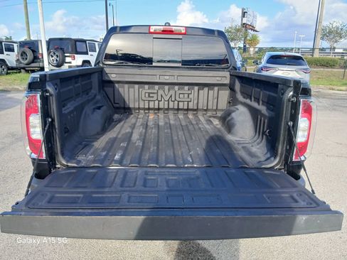 Used 2019 GMC Canyon SLE w/ Elevation Edition RWD image 14