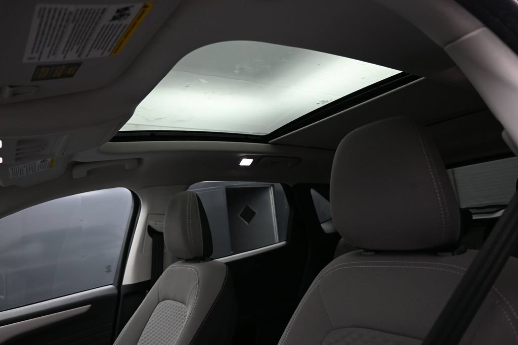 Used 2022 Ford Escape SE w/ SE Sport Appearance Package FWD image 12
