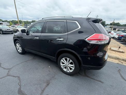 Used 2015 Nissan Rogue SV FWD image 3