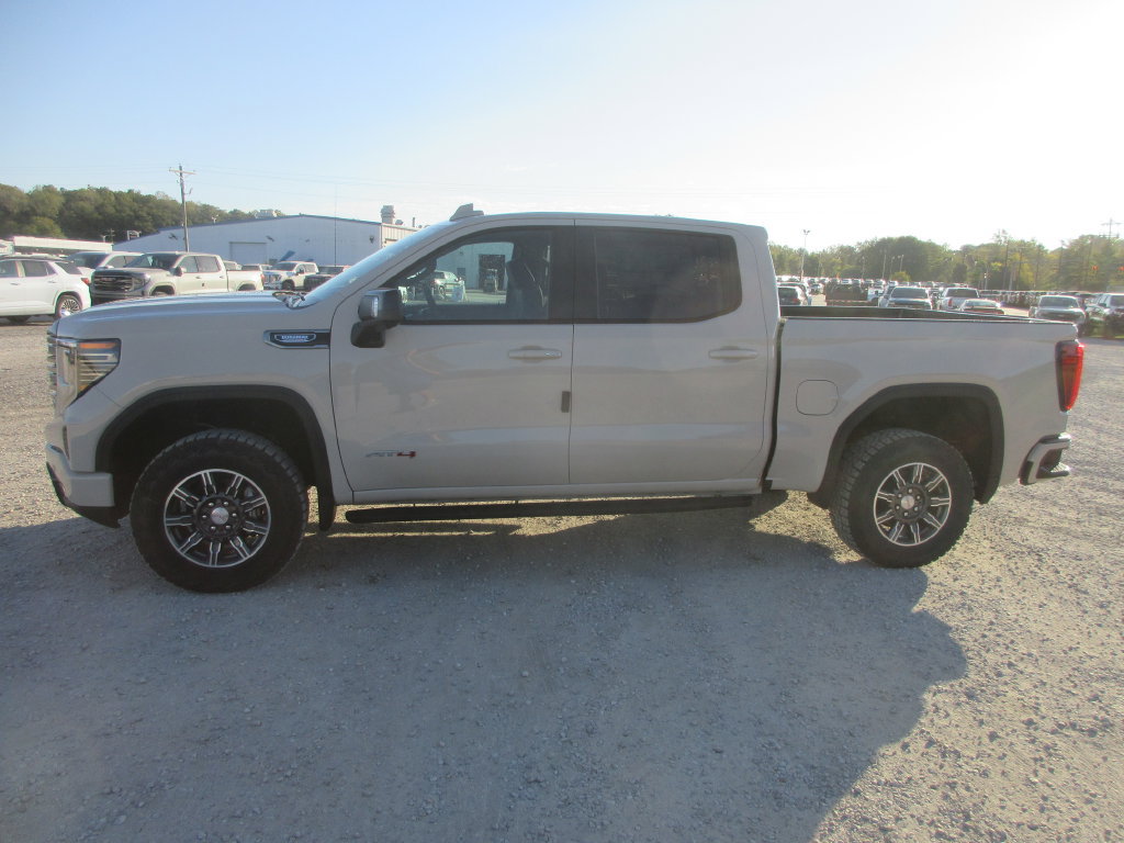 New 2026 GMC Sierra 1500 AT4 w/ AT4 Premium Package AWD/4WD image 9