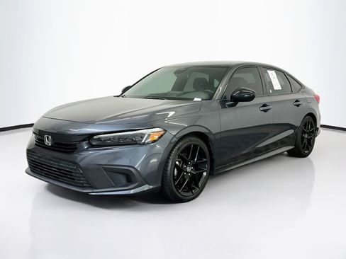 Used 2022 Honda Civic Sport image 3