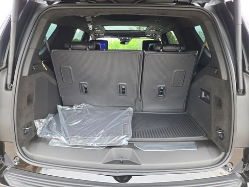 New 2026 Cadillac Escalade Platinum Sport AWD/4WD image 19