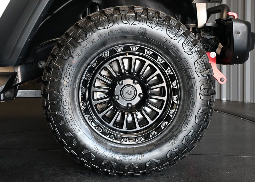 Used 2019 Jeep Wrangler Unlimited Sport S AWD/4WD image 9