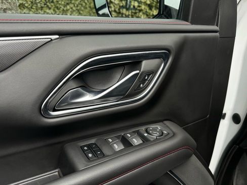 Used 2023 Chevrolet Tahoe RST image 9