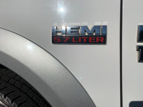 Used 2017 RAM 1500 Laramie w/ Convenience Group AWD/4WD image 47
