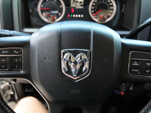 Used 2018 RAM 2500 Tradesman w/ Chrome Appearance Group AWD/4WD image 26