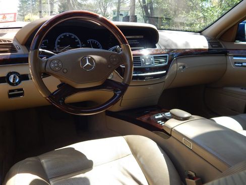Used 2012 Mercedes-Benz S 550 4MATIC image 15