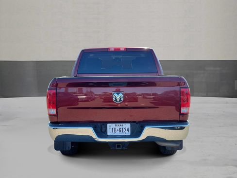Used 2020 RAM 1500 Tradesman w/ Chrome Plus Package RWD image 4