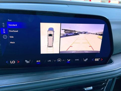 Certified 2025 Chevrolet Suburban Z71 image 26