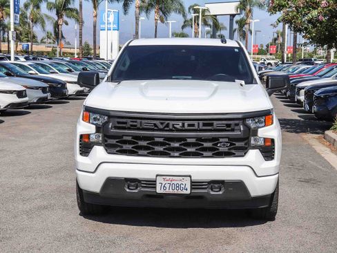 Used 2025 Chevrolet Silverado 1500 Custom w/ Turbomax Blackout Package RWD image 2