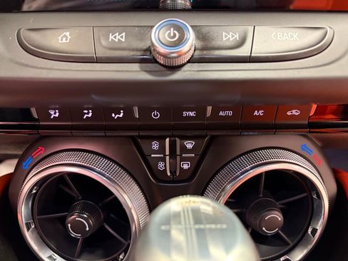 Used 2018 Chevrolet Camaro SS w/ Hot Wheels Edition image 21