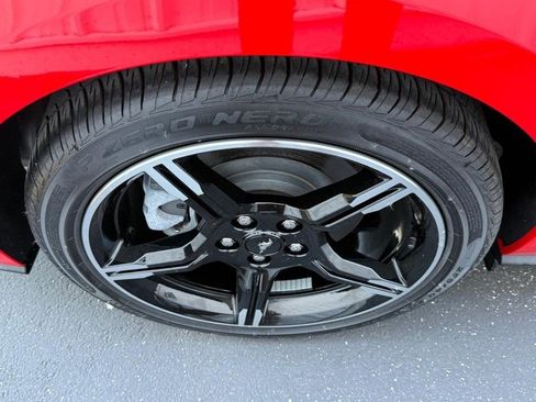 Certified 2019 Ford Mustang GT Premium w/ Equipment Group 401A image 6