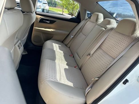 Used 2018 Nissan Altima 2.5 SV w/ 2.5 SV Technology Package FWD image 17