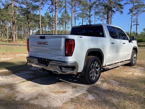 New 2026 GMC Sierra 1500 SLT w/ SLT Premium Plus Package AWD/4WD image 4
