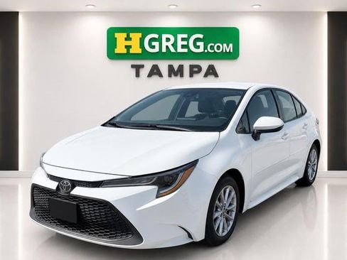 Used 2021 Toyota Corolla LE w/ LE Convenience Package FWD image 4