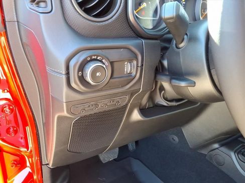 New 2026 Jeep Wrangler Unlimited Rubicon image 18