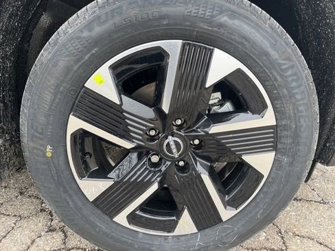 New 2026 Nissan Kicks SV w/ SV Premium Package AWD/4WD image 29