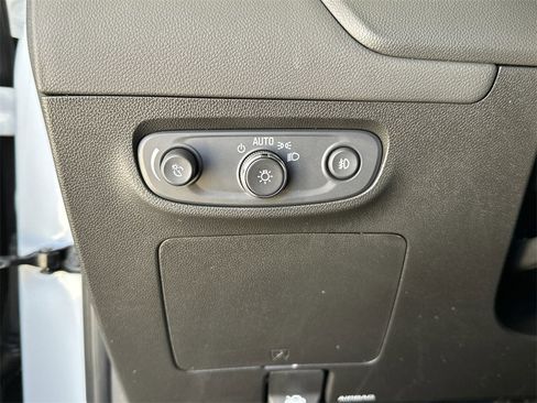 Certified 2023 Buick Encore GX Essence w/ Experience Buick Package image 18