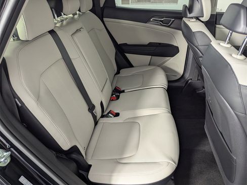 New 2026 Kia Sportage EX image 33