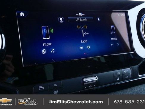 Used 2025 Mercedes-Benz Sprinter 2500 image 18