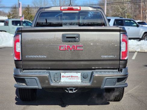 Used 2019 GMC Canyon Denali image 6