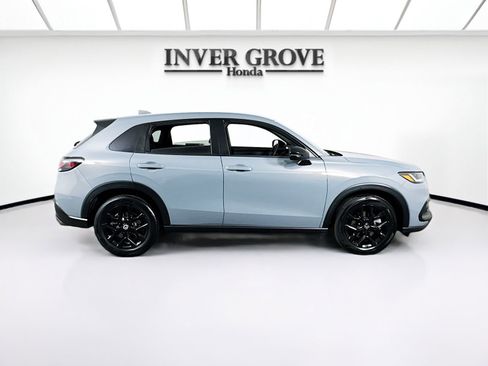 Used 2023 Honda HR-V Sport image 4