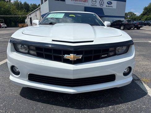 Used 2013 Chevrolet Camaro SS RWD image 2