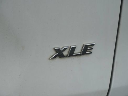 Used 2023 Toyota RAV4 XLE FWD image 6