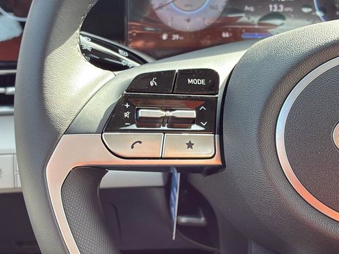 New 2026 Hyundai Elantra Limited FWD image 26