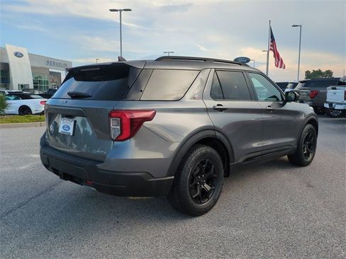 Used 2022 Ford Explorer Timberline image 4