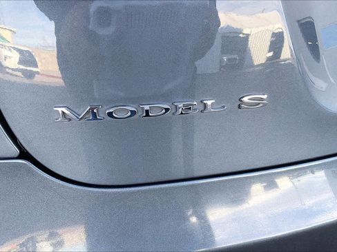 Used 2013 Tesla Model S image 30