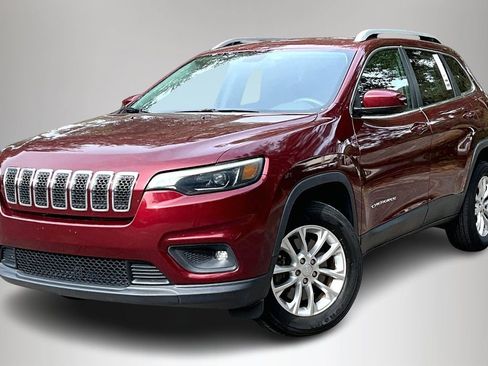 Used 2019 Jeep Cherokee Latitude w/ Popular Appearance Group image 1