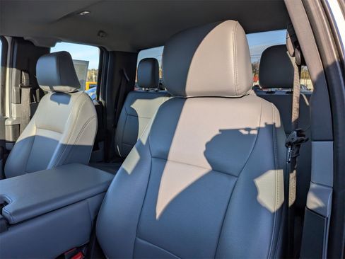 Used 2024 Ford F250 XL w/ XL Chrome Package image 15