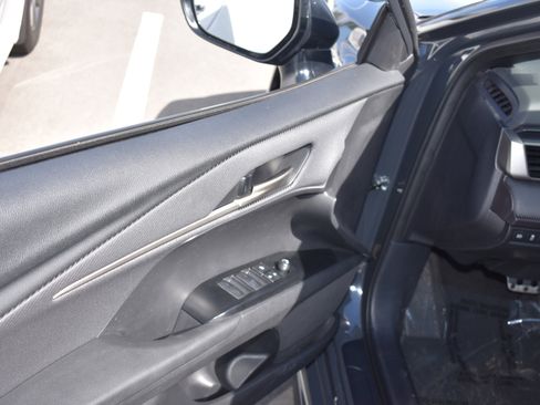 Used 2025 Toyota Camry SE image 23