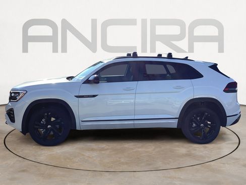 New 2026 Volkswagen Atlas Cross Sport SEL R-Line image 5