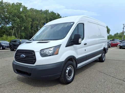 Certified 2018 Ford Transit 250 148 Medium Roof RWD image 3