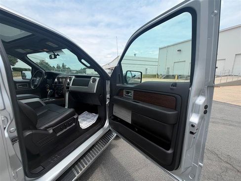 Used 2014 Ford F150 Lariat w/ Equipment Group 502A Luxury AWD/4WD image 24