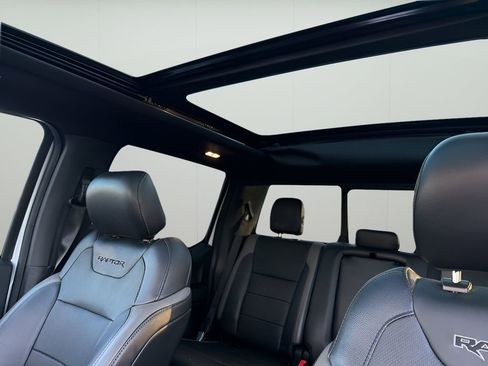 Used 2018 Ford F150 Raptor w/ Equipment Group 802A Luxury image 19