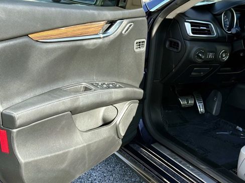 Used 2019 Maserati Ghibli RWD image 15
