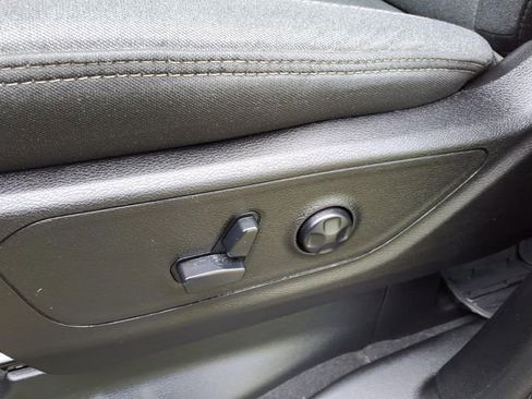 Used 2019 RAM 1500 Big Horn AWD/4WD image 19