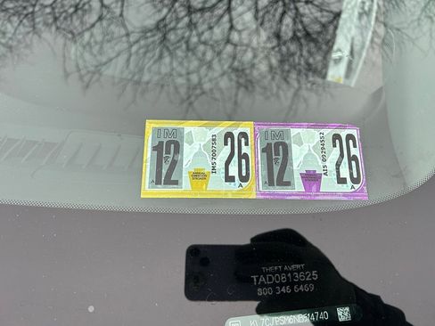 Used 2022 Chevrolet Trax LT w/ LT Convenience Package image 42