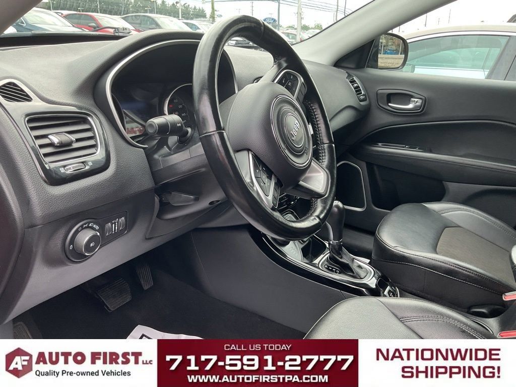 Used 2021 Jeep Compass Latitude w/ Sun and Sound Group AWD/4WD image 6
