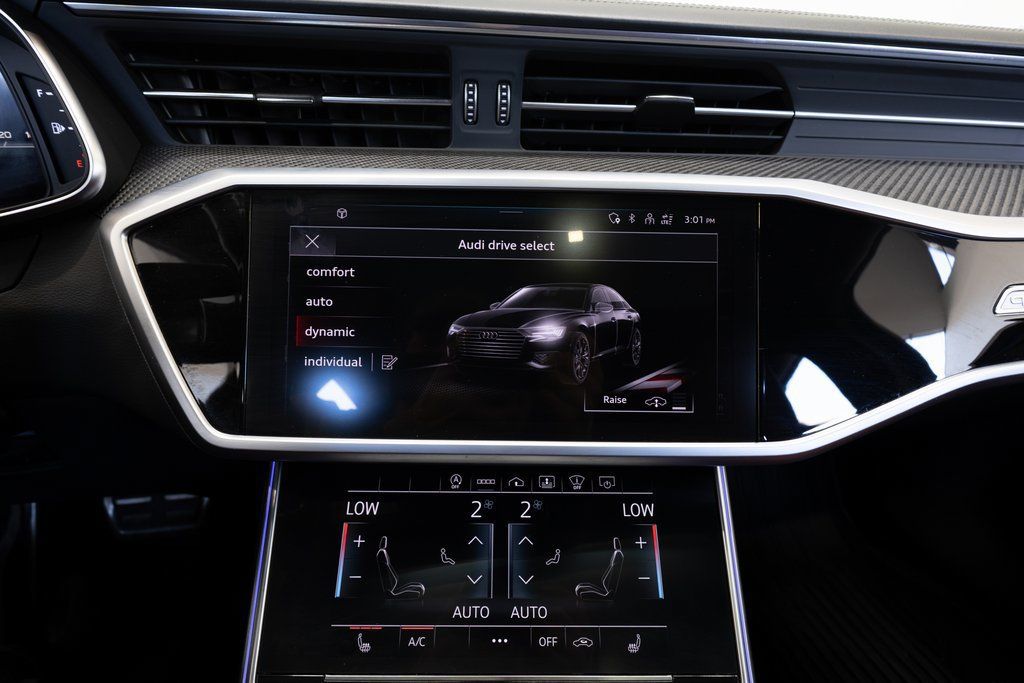 Used 2022 Audi S6 Prestige w/ Prestige Package AWD/4WD image 36