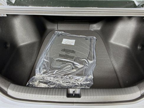 New 2025 Honda Accord SE image 32