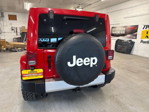 Used 2013 Jeep Wrangler Unlimited Sahara w/ Connectivity Group image 85