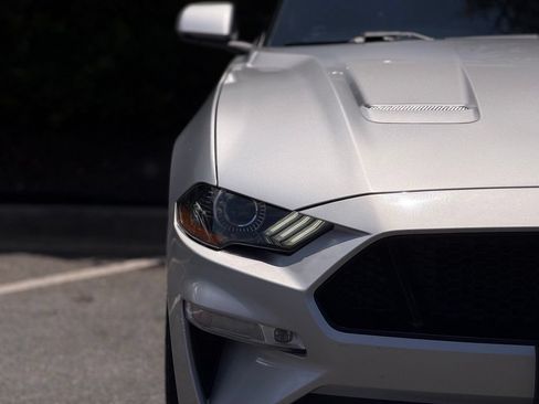 Used 2019 Ford Mustang GT Premium RWD image 4
